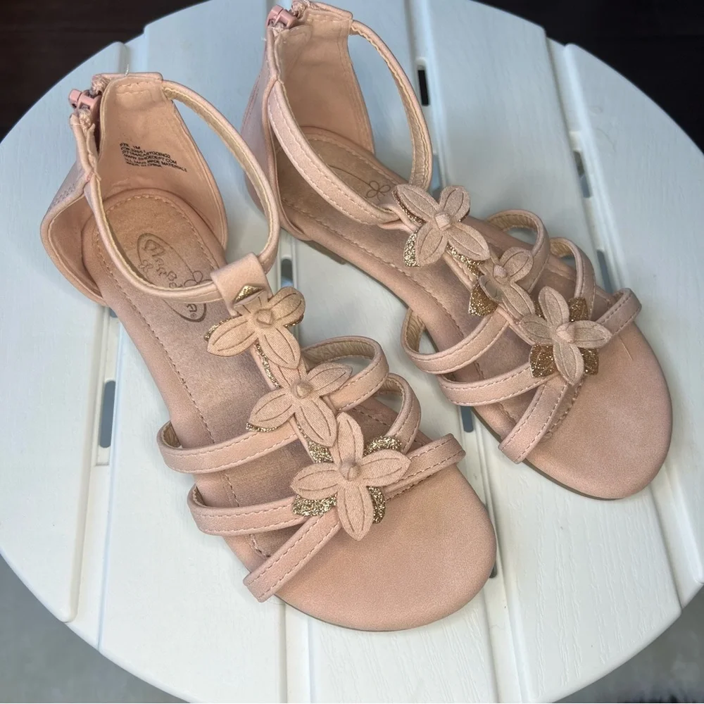 NWOT Marbella Girls‎ sandals SIZE 1M